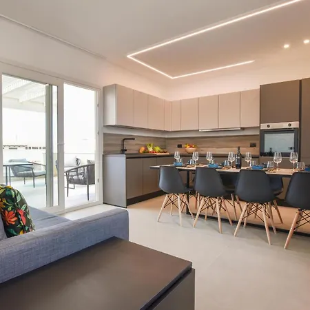 Apartament 3 Bedroom Lovely In